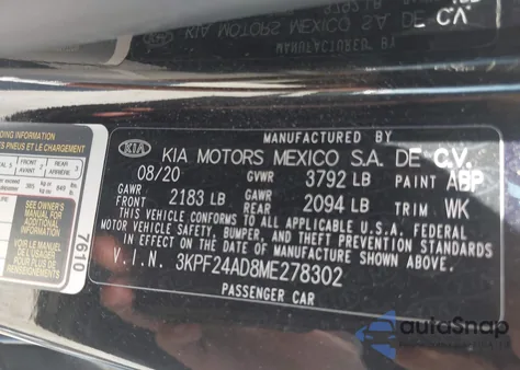 2021 Kia Forte Lxs z USA, uszkodzony, nr VIN 3KPF24AD8ME278302